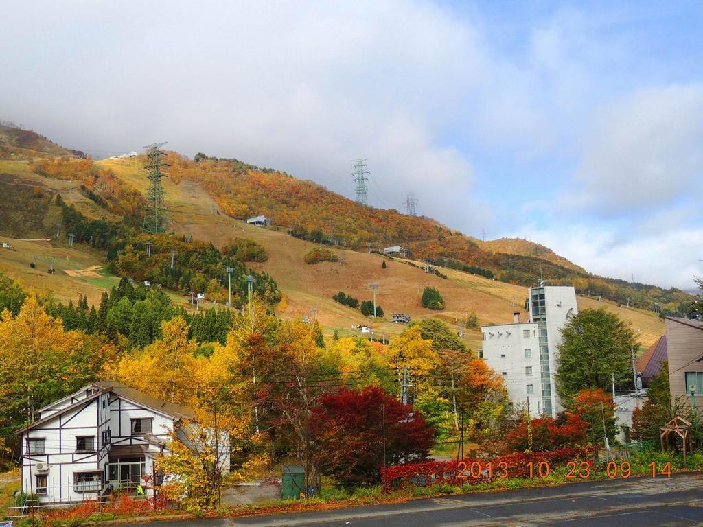 Naeba Lodge Oka Юзава Екстериор снимка
