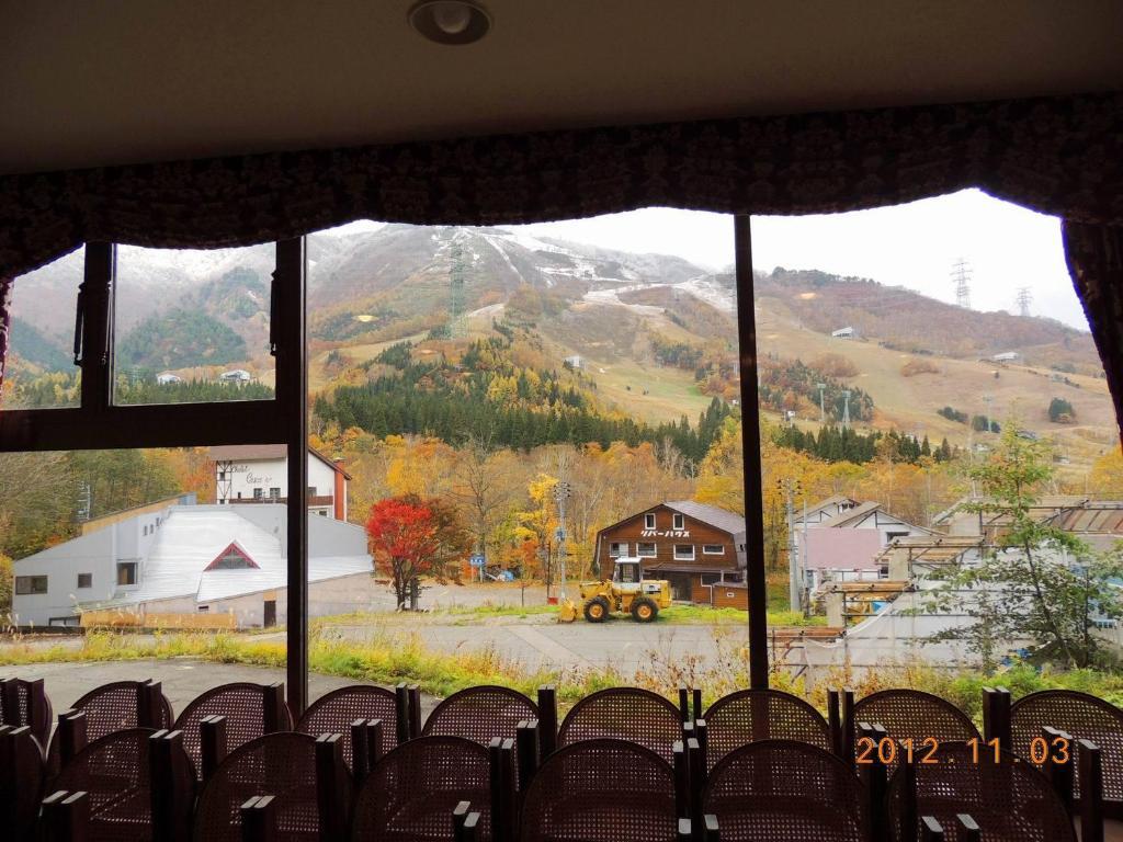 Naeba Lodge Oka Юзава Екстериор снимка